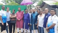 সান্তাহারে নির্মাণাধীন রাস্তা ও ড্রেনের কাজ পরিদর্শনে পৌর মেয়র