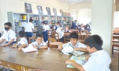 শিক্ষায়তনের গ্রন্থাগারগুলো যেন এক অচলায়তন   