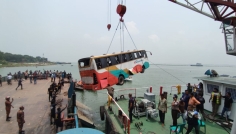 যাত্রী নিরাপত্তা নির্দেশনা মেনে চলায় ফেরিঘাট দুর্ঘটনায় প্রাণরক্ষা