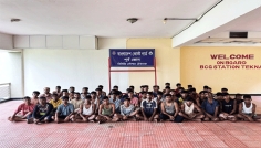 টেকনাফে মালয়েশিয়াগামী বোট থেকে ৫০ জনকে উদ্ধার ও ৯ জন পাচারকারী আটক