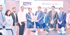 শাহ্জালাল ইসলামী ব্যাংক ও পারফেক্ট গ্লোবাল হেলথের চুক্তি    