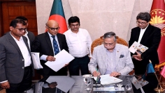 প্রস্তাবিত অর্থবিলে স্বাক্ষর করলেন রাষ্ট্রপতি