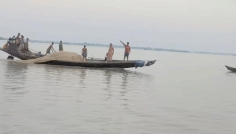 ধানের সংকট না কাটতেই মাছ ধরায় নিষেধাজ্ঞা, দিশেহারা হাওরের জেলেরা