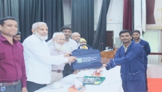 বাকৃবিতে ১৭৭ ভেটেরিনারি শিক্ষার্থী পেলেন সার্জিক্যাল কিট বক্স