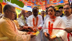 তাড়াশে শ্রী শ্রী লক্ষী নারায়ণ ও গোপালদেব মন্দিরে নববিগ্রহ প্রতিষ্ঠা অনুষ্ঠিত