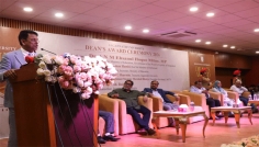 প্রথমবারের মতো জগন্নাথ বিশ্ববিদ্যালয়ে ডিনস অ্যাওয়ার্ড প্রদান