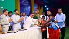 দেশের ভাবমূর্তি উজ্জ্বল করতে এগিয়ে আসতে হবে তরুণদের