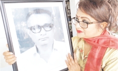 বাবাকে নিয়ে ববিতার স্মৃতিচারণ