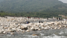 সাদা পাথর এলাকায় পর্যটন কেন্দ্র বন্ধ ঘোষণা