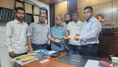ধর্মপাশায় প্রতিবন্ধী নারীকে প্রবাসী কল্যাণ সমিতির নগদ ৫০হাজার টাকা অর্থ সহায়তা প্রদান