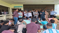 কু্বিতে সেশনজট নিরসনের আইন বিভাগে তালা, সমাধানের আশ্বাস