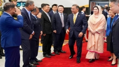 বেইজিংয়ে প্রধানমন্ত্রীকে লাল গালিচা সংবর্ধনা