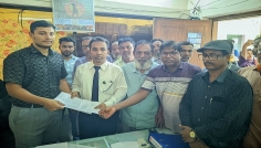 প্রিপেইড মিটার স্থাপনে জবরদস্তি ও বিদ্যুৎ বিল বন্ধের প্রতিবাদে নেসকোতে স্মারকলিপি