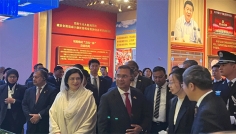 বেইজিংয়ে চীনা কমিউনিস্ট পার্টির জাদুঘর পরিদর্শন করলেন প্রধানমন্ত্রী
