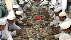 পাগলা মসজিদের দানবাক্সে মিললো ৪৩ বস্তা টাকা, চলছে গণনা