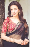 মুগ্ধতা ছড়াচ্ছেন মিম   