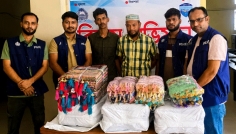 হাটহাজারীতে ভারতীয় অবৈধ শাড়ি-থ্রিপিসসহ দুজন গ্রেপ্তার