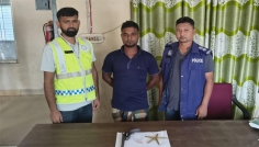 দৌলতপুরে অস্ত্র, গুলি ও মাদকসহ যুবক আটক