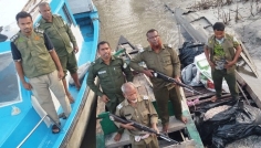 নিষিদ্ধ সময়ে সুন্দরবনে অভিযান: ১ মাসে ২৪ নৌকা জব্দ, ২৬ মামলা
