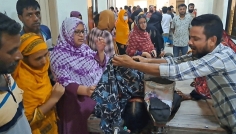 শিবচরে কাভার্ড ভ্যানের চাপায় নারী ও শিশুসহ নিহত ২, আহত ২