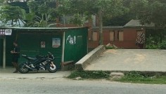সান্তাহার রেল ভূমিতে অবৈধ স্থাপনা