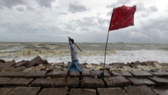 সাগরে নিম্নচাপ, বন্দরে তিন নম্বর সতর্কসংকেত