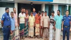 সিরাজগঞ্জে পরিত্যক্ত টিনের ঘরে জুয়ার আসর, আটক ১০