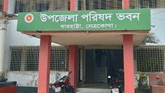 বারহাট্টায় সাংবাদিককে কেচিগেটে আটকে হেনস্তা, তথ্য মুছে প্রাণনাশের হুমকি!