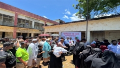 চট্টগ্রাম জেলার বন্যা দুর্গতদের পাশে পল্লী বিদ্যুৎ