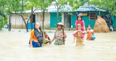 বন্যার ভয়াবহতা : সাহায্য, সতর্কতা ও প্রস্তুতি