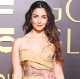 ‘ফ্লপ সিনেমা’ বিতর্কে আলিয়ার নামে ভাইরাল পোস্ট