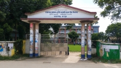 শিক্ষকের অভাবে ধুঁকছে তারাগঞ্জ মডেল উচ্চ বিদ্যালয়