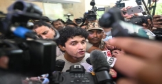 শিক্ষামন্ত্রীর পদত্যাগে একদিন সময়, কোনো আপস নয়