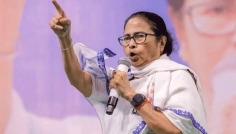 আন্দোলনে যোগ দিতে দিল্লি যাচ্ছেন মমতা