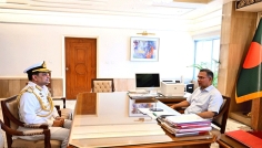 প্রধানমন্ত্রীর সঙ্গে নৌবাহিনী প্রধানের সৌজন্য সাক্ষাৎ