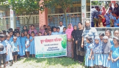 নান্দাইল রোড স. প্রা. বিদ্যালয়ে পরিচ্ছন্নতা অভিযান উদ্বোধন