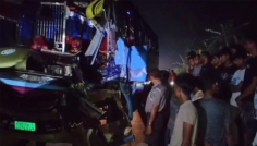 গাইবান্ধায় দাঁড়িয়ে থাকা ট্রাকে বাসের ধাক্কায় যাত্রীর পা বিচ্ছিন্ন, আহত ৮