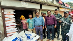 সিরাজগঞ্জে নিরাপদ খাদ্য নিশ্চিতে অভিযান, ৪ প্রতিষ্ঠানকে জরিমানা